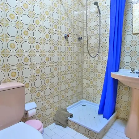Apartment Carabeo 1 *